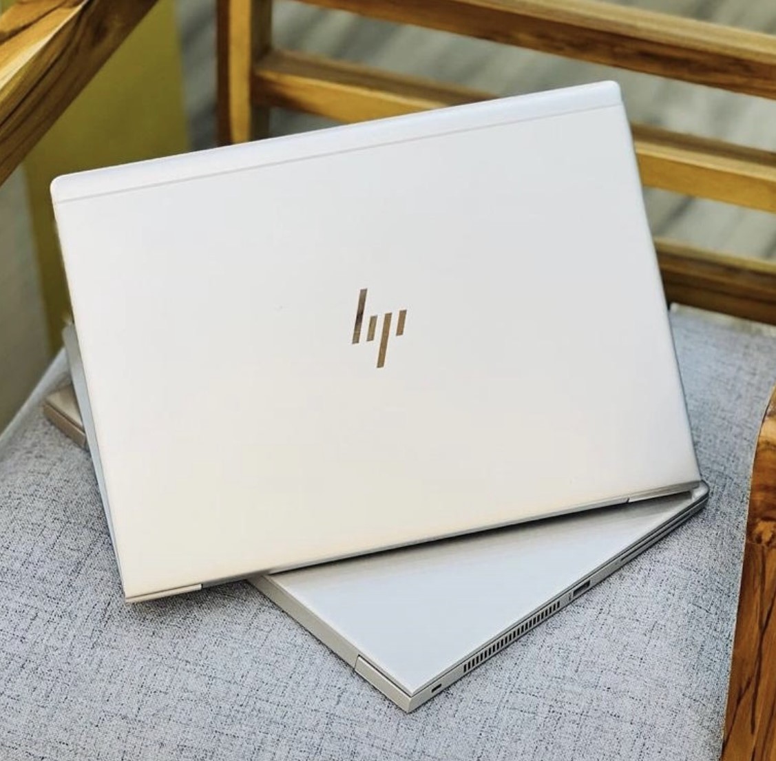 Computer Laptop
